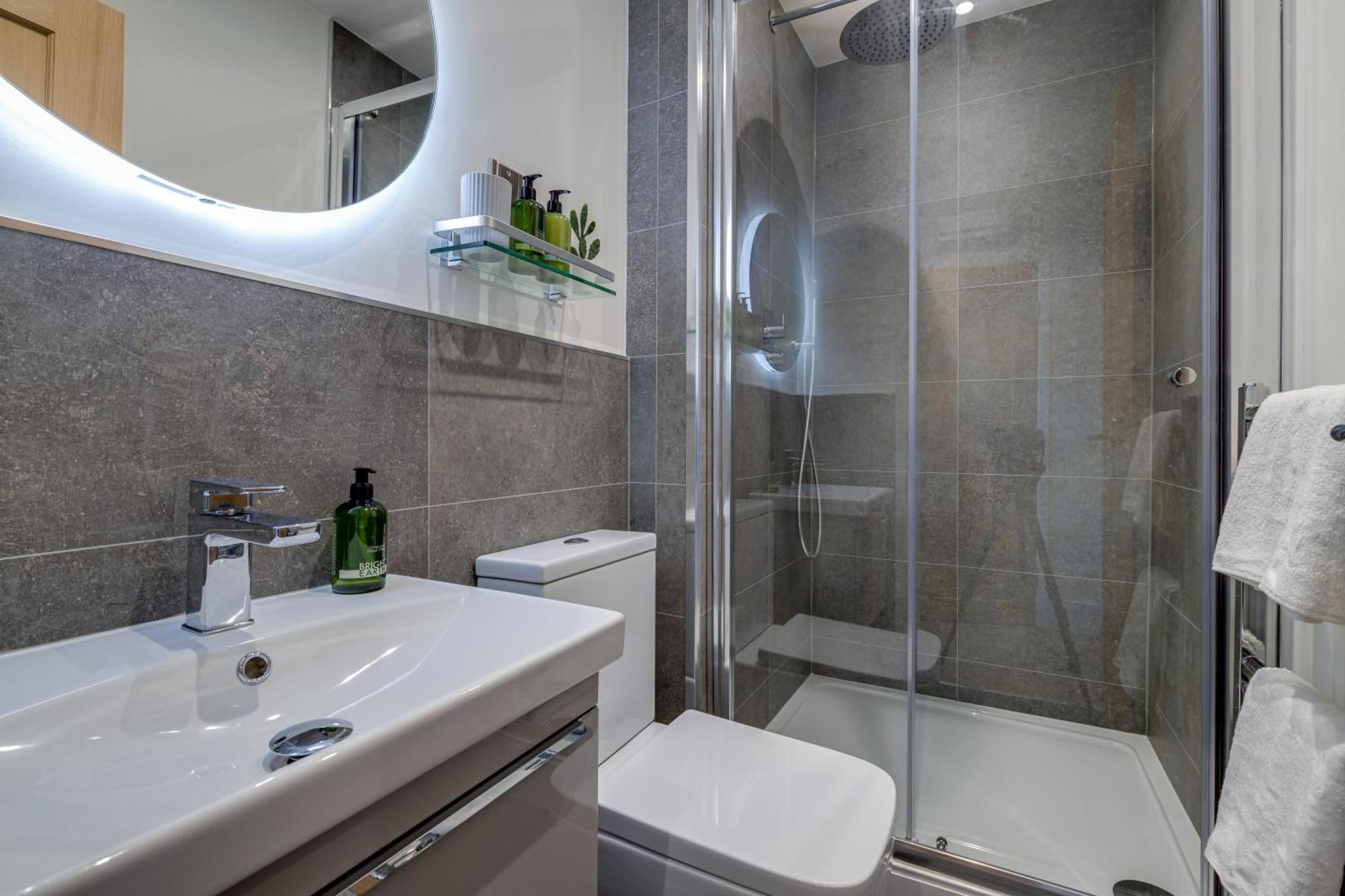 Apt 4 North Marine Villa سكرابورو المظهر الخارجي الصورة